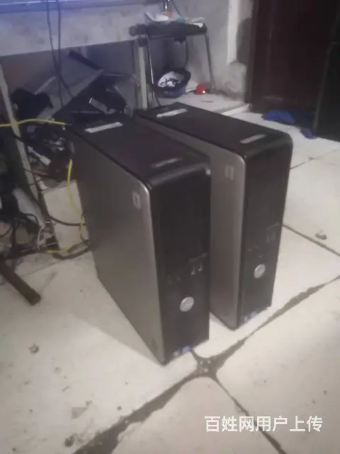 有二台戴尔品牌电脑小主机酷睿双核4G内存320G硬 - 图片 1