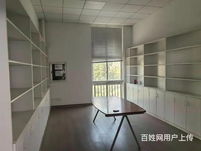 一楼1200平8毛标准丙类厂房招租 高度6米带大场地 - 图片 2