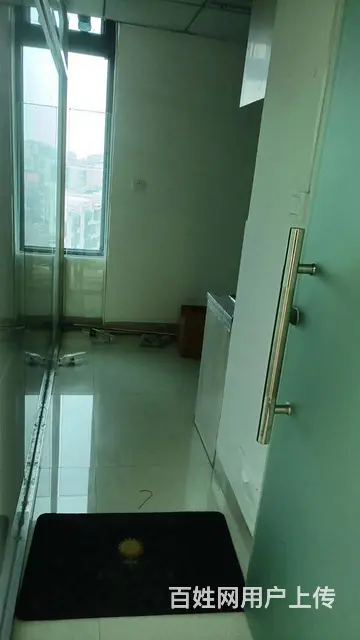 超低出租湖里殿前翔鹭酒店旁办公室含办公家具创业 - 图片 1