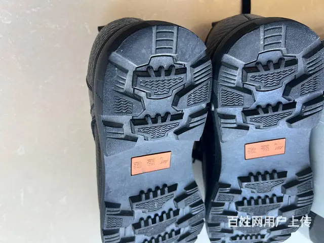 一双9.5成新皮鞋 - 图片 3