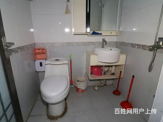 房产证满五多套，联排别墅。上下三层， 小区成熟 - 图片 2