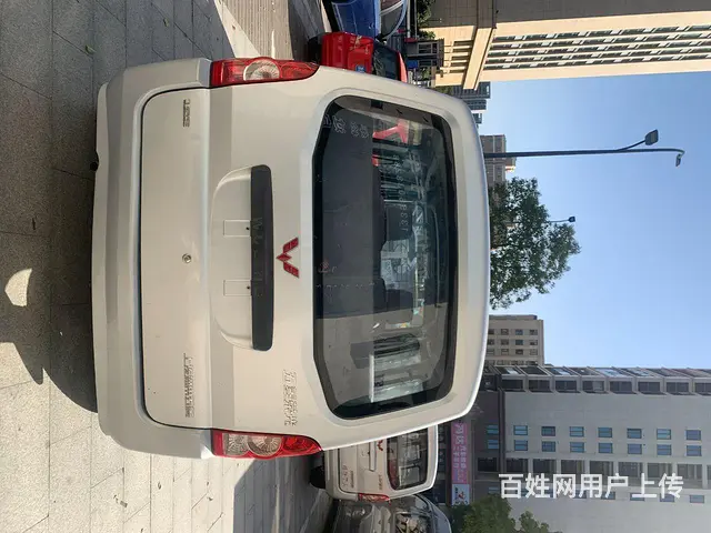 面包车 - 图片 4