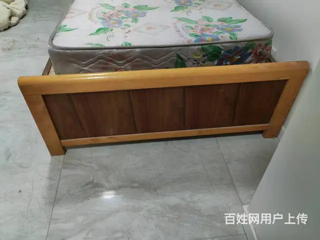低家出售SNOOPY纯实木1.2米床啦！ - 图片 3