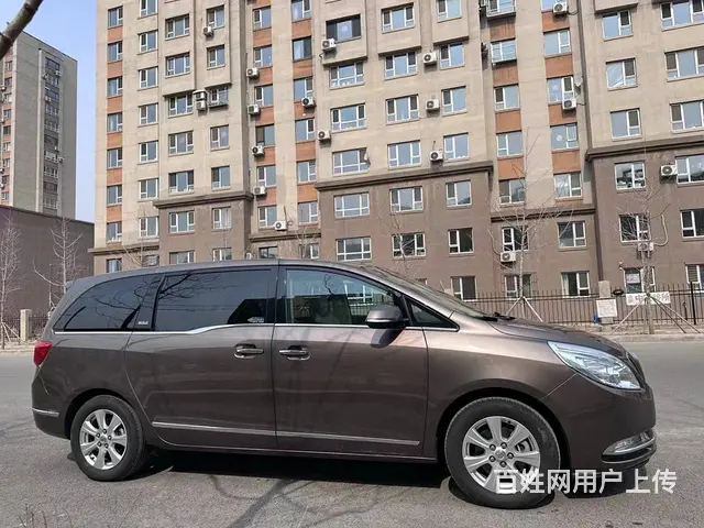别克GL8 2014款 GL8 豪华商务车 3.0 手自一体 - 图片 3