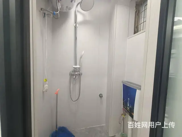 体育馆附近3层两居室39.8万 普通住宅 精装修 - 图片 4