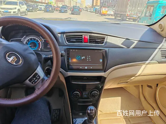 长城C30 2013款 1.5 手动 舒适版 - 图片 3