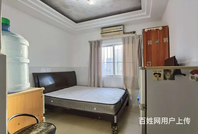 拱北关口迎宾广场电梯精装大公寓出租，租价1600。近关口 - 图片 1