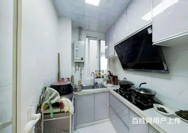 此房满两年，房东自住精装修，前后无遮挡。 - 图片 6