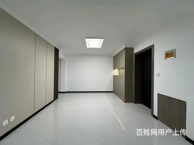 十道街二楼 外扩11平 使用面积85平 精装修 - 图片 2