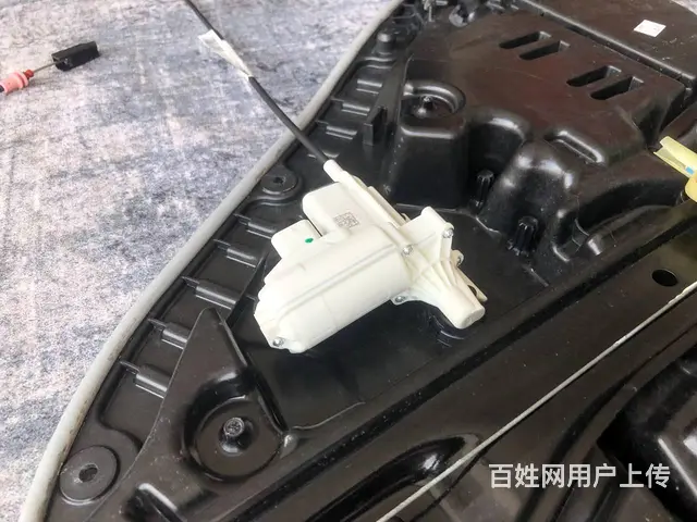 奔驰GLS450升级原厂四门电吸门，告别暴力关门 - 图片 3