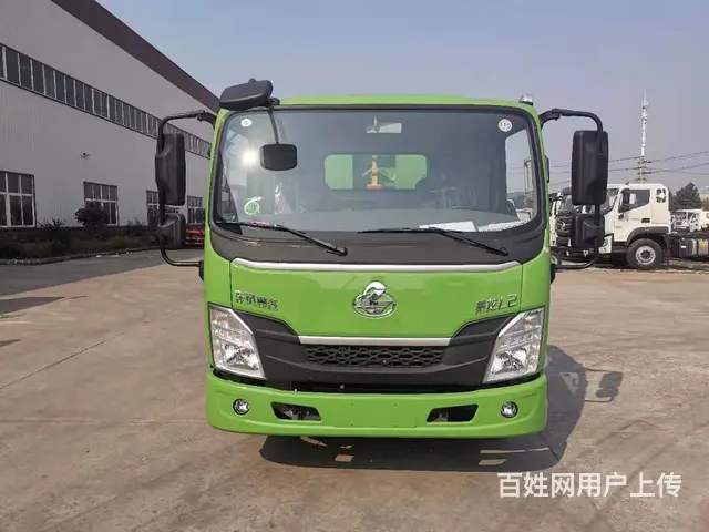 东风柳汽乘龙钩臂垃圾车 - 图片 1