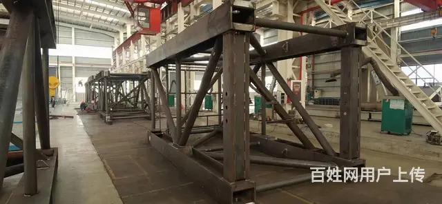 机械厂招焊铆工保吃住工资12000一15000月 - 图片 1