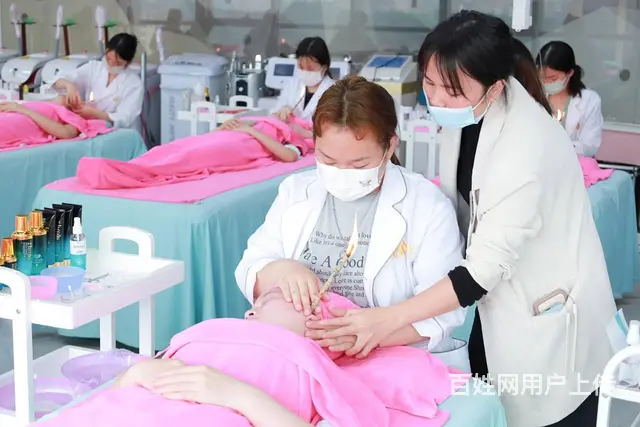 学习美容去哪里？来百美汇吧！ - 图片 3