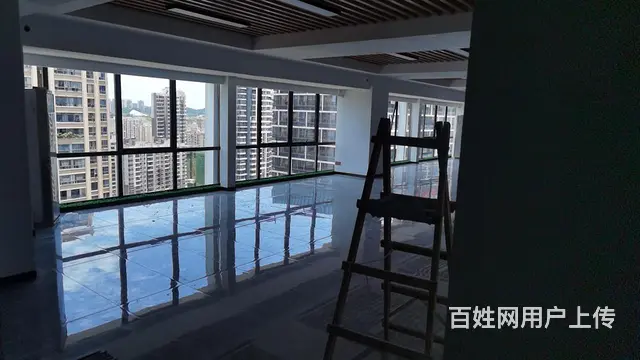兴发广场，精装修，带空调随时看房 - 图片 3
