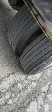 六米八高栏车