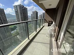 翠湖香山 精装82平2房227万 中高楼层 看高尔夫景观