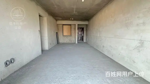 出售容州1号，123平方，4房2厅，电梯中层，超值价55万！ - 图片 1