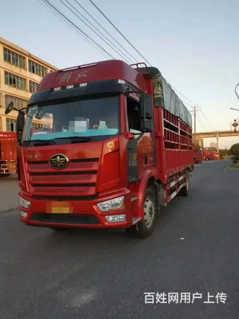 小解放 单桥车 240马力 6米8高栏 国五 急售 - 图片 1