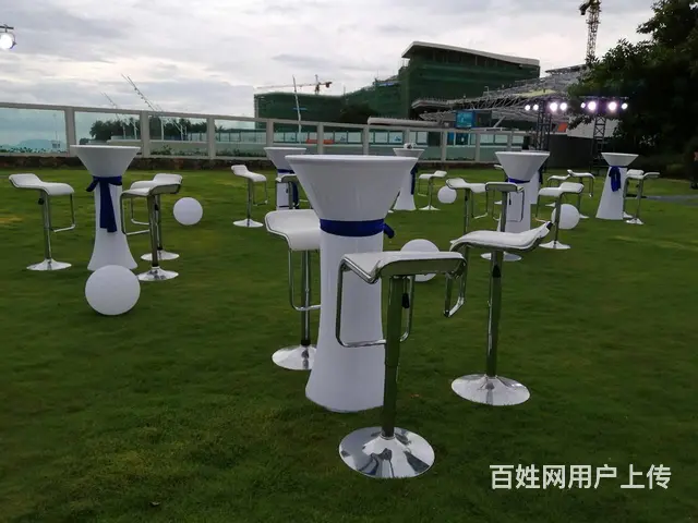 广州深圳出租沙发凳发光凳龙门衣架化妆台洽谈桌椅 - 图片 1