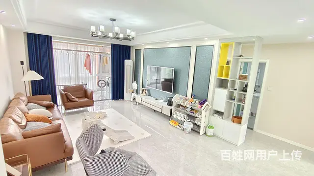 蓝庭国际 低层婚房精装三室 全屋地暖 汽车库选购 可贷款过户 - 图片 1