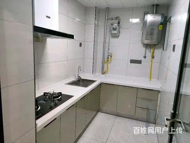 宏帆广场，精装3室，拎包住，捡漏房！ - 图片 8