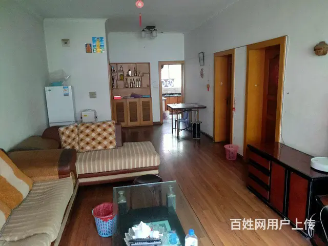 房屋位于四楼 - 图片 1