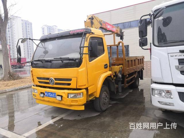 二手蓝牌随车吊包提档的图片