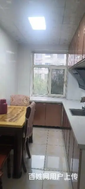 新风小区三楼休闲广场 南北通透非常干净 - 图片 3