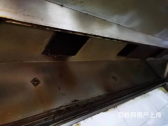 昆山巴城工厂购物广场风机净化器油烟管道清洗 - 图片 4