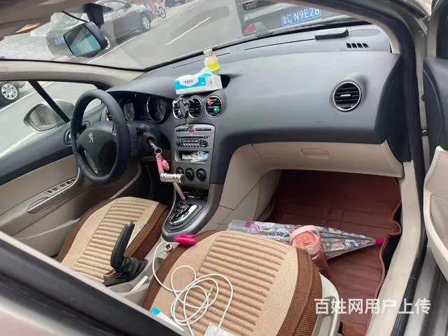 标致408 2011款 2.0 手自一体 舒适版 - 图片 3
