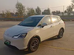 哪吒U 2020款 400 U行