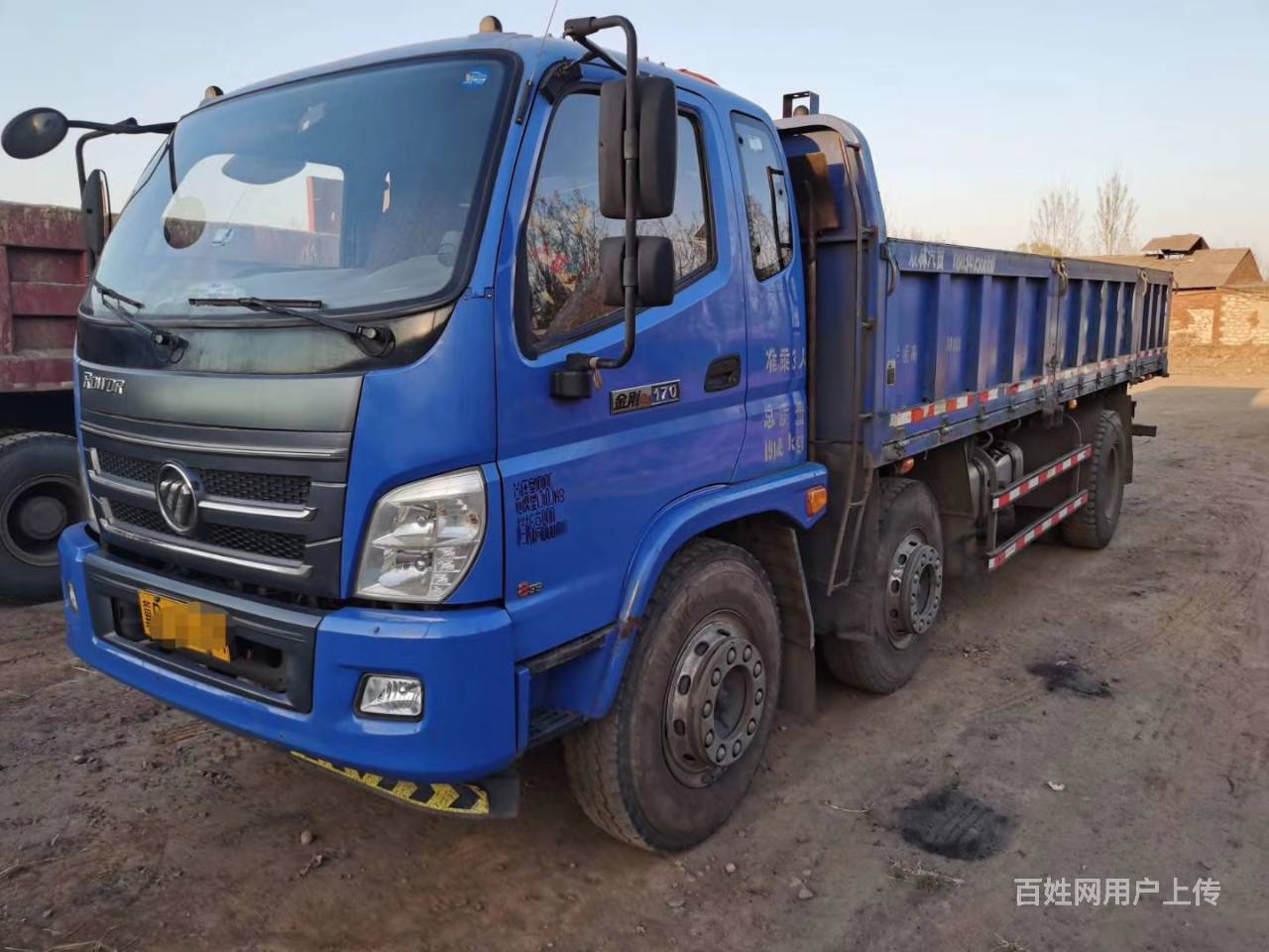 急售瑞沃前四后八6米8箱160-170马力全手续