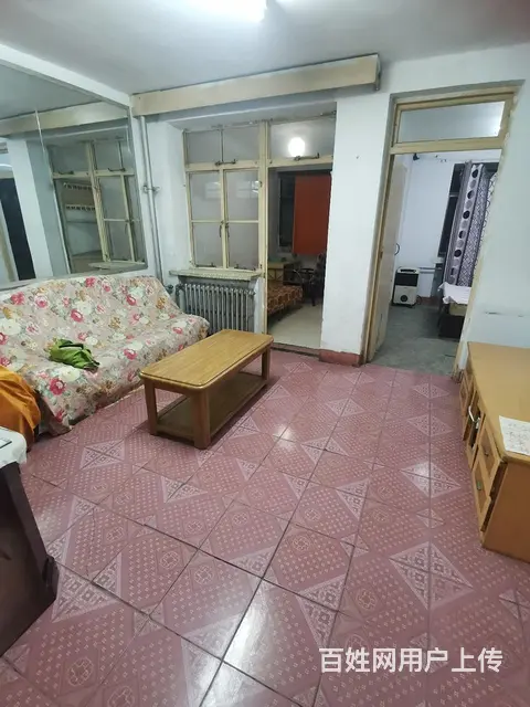 勇士2室1厅63平30万，近市场，上 6 中 - 图片 1