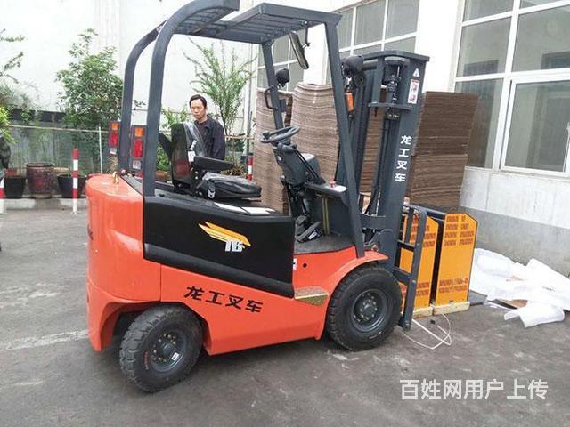✌✌巴音郭楞❀❀专业吊车出租租赁20吨-500吨24小时服务的图片