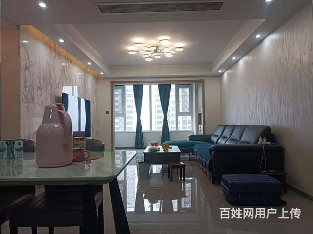 保利君汇套四带车位出售 - 图片 1