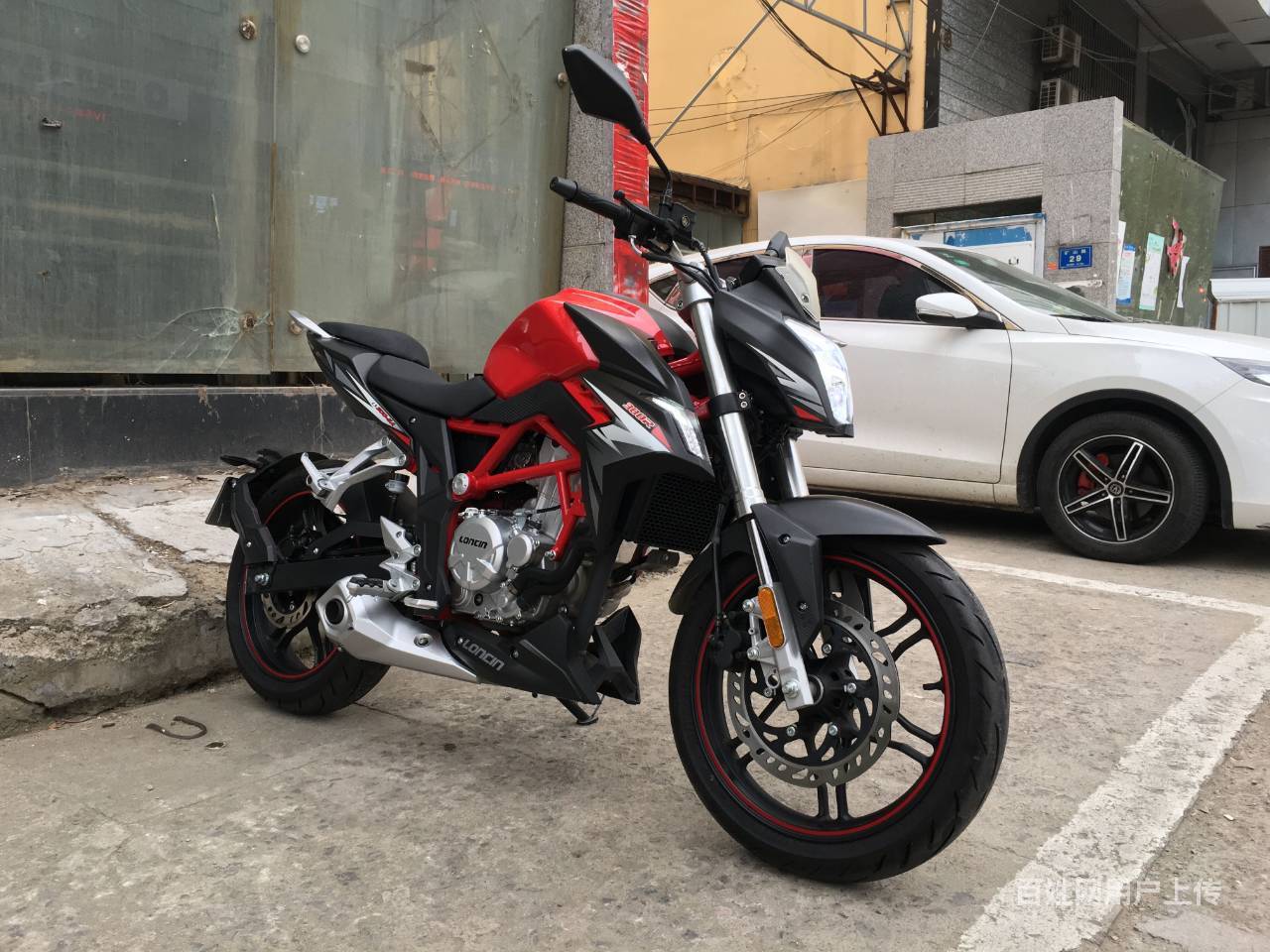 隆鑫无极300r街车.牌证审到22年4月