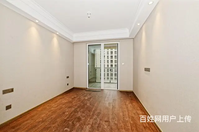 特价，特价，急卖房源，价格还好商量，花园景观位置，带一车位的 - 图片 2