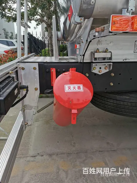 东风凯普特5吨油罐车加油车图片价格参数 - 图片 6