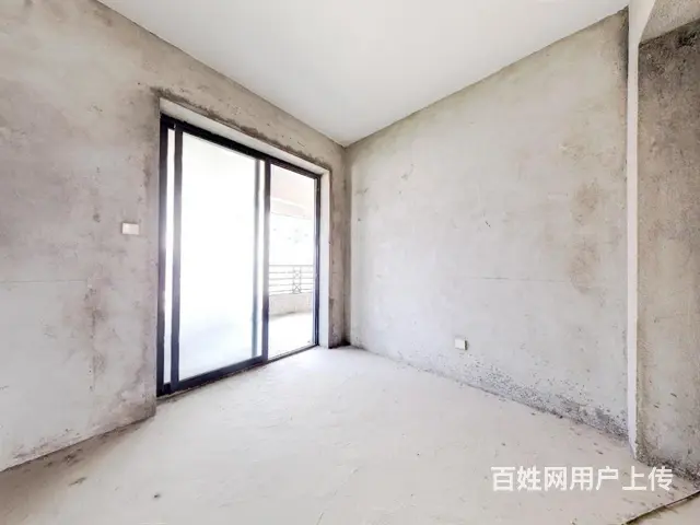 中房观湖国际 5室2厅 南 北 - 图片 2