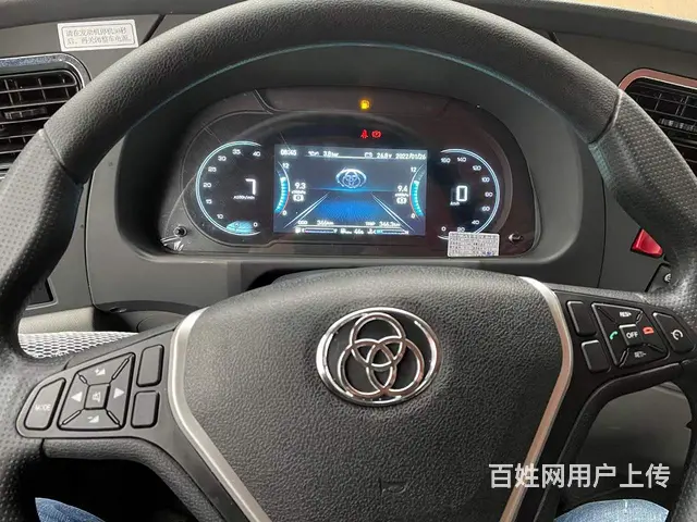 短轴三桥国六 150挖机拖车 整车9.8米 - 图片 5