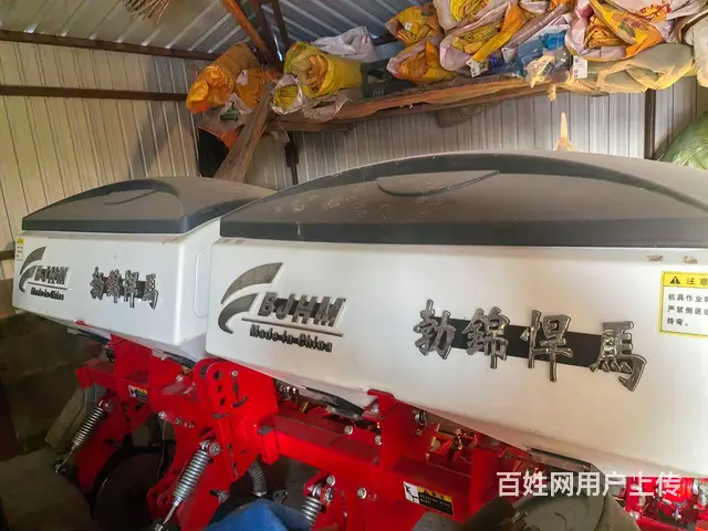勃锦悍马播种机 - 图片 2
