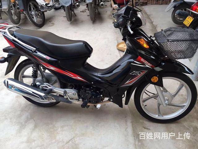 货场大量批发零售二手摩托车，本田铃木雅马哈豪爵光阳的图片