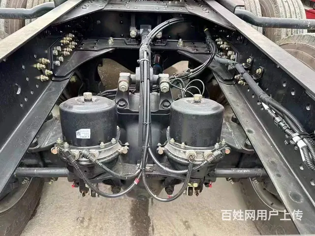 陕汽德龙 牵引车 国6 - 图片 5