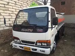出售5吨油罐车