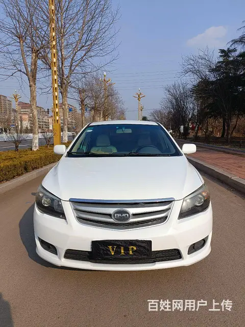 比亚迪L3 2015款 1.5 手动 节能版尊贵型 - 图片 1
