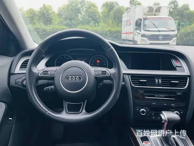 奥迪A4 2015款 A4L 2.0TFSI 无级 35TF - 图片 7