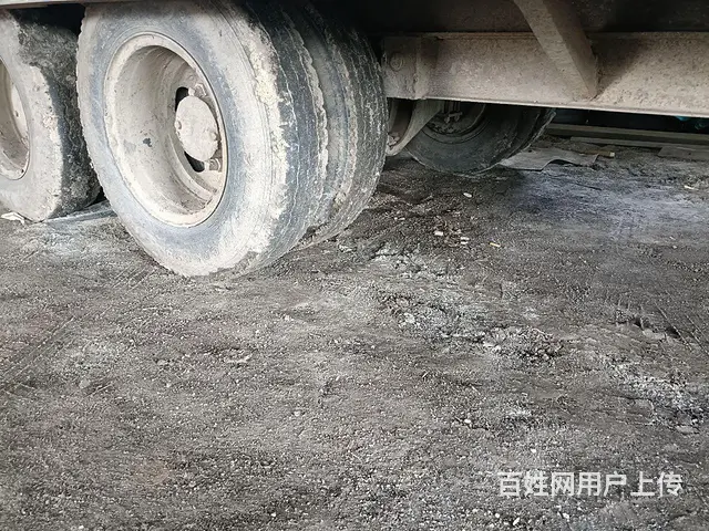 板车可拉80勾机 - 图片 1