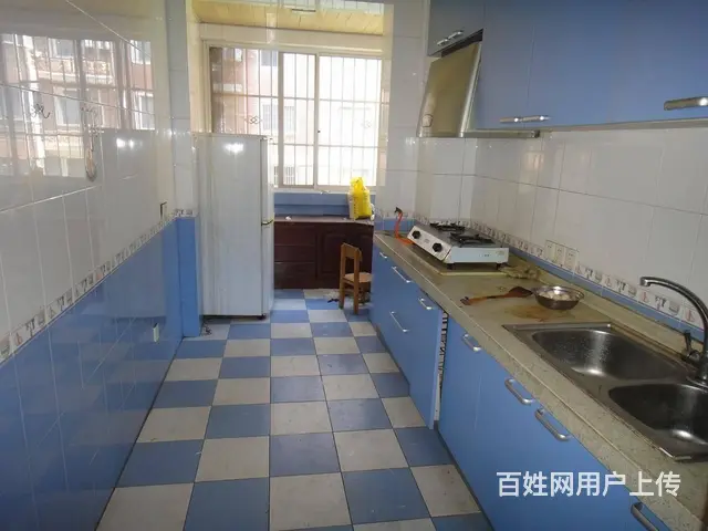 拎包即住 双气房，南昌路  兴隆花园 四楼三居室 - 图片 9