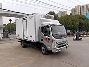 4.2米蓝牌宽体冷藏车 大马力 宽体车箱 不超重