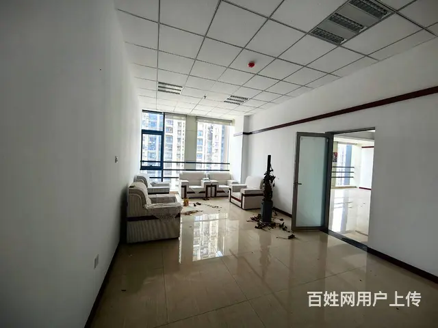 新城绿地蓝海230平带隔断纯办公欢迎看房 - 图片 1